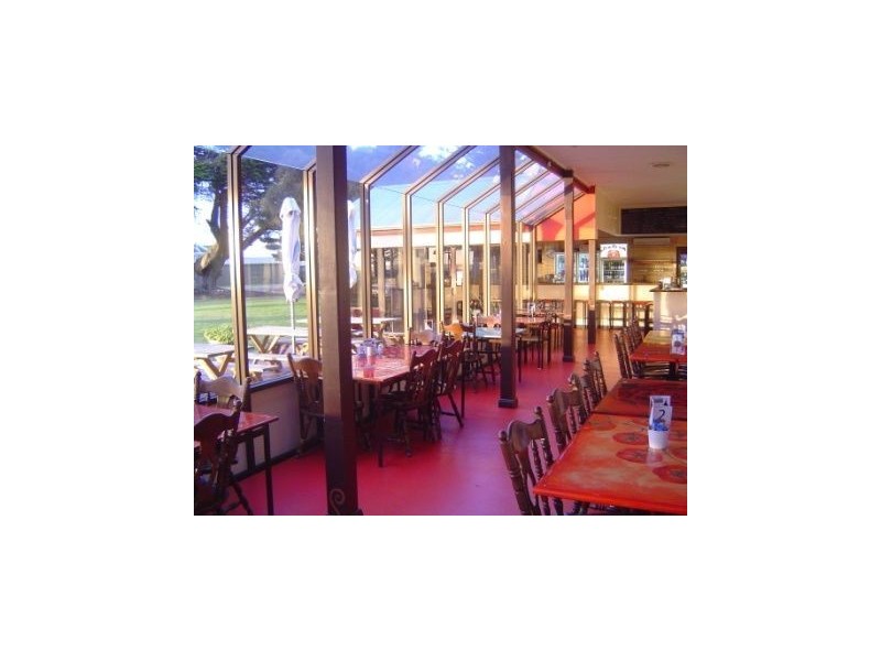 3 Railway Terrace, Beachport SA 5280