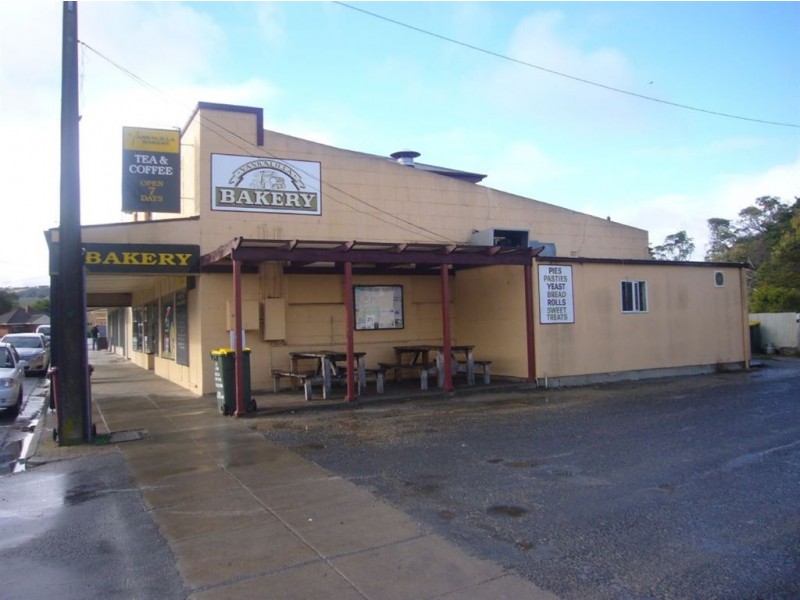 102 Main Road, Yankalilla SA 5203