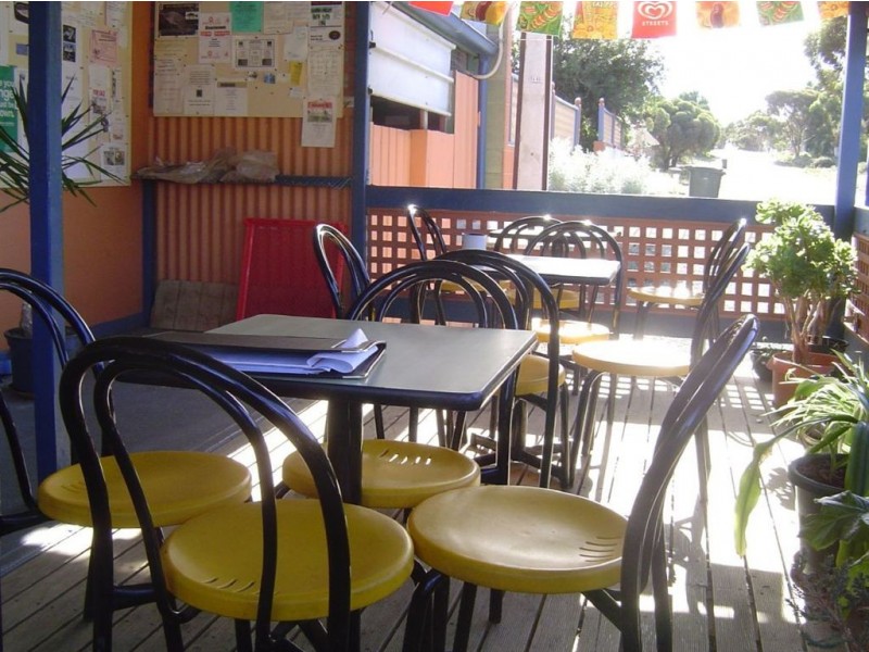 22-24 Acland Street, Blanchetown SA 5357