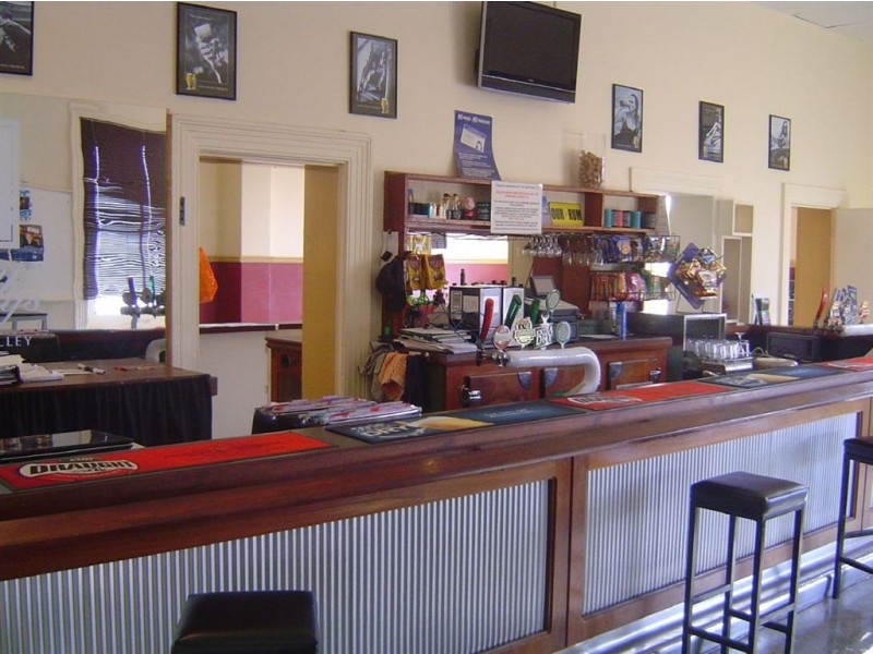 1 Minlaton Road, Yorketown SA 5576