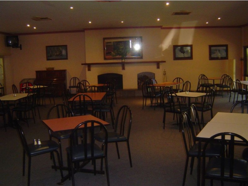 1 Minlaton Road, Yorketown SA 5576