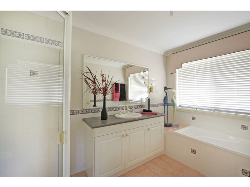 Glen Alpine NSW 2560