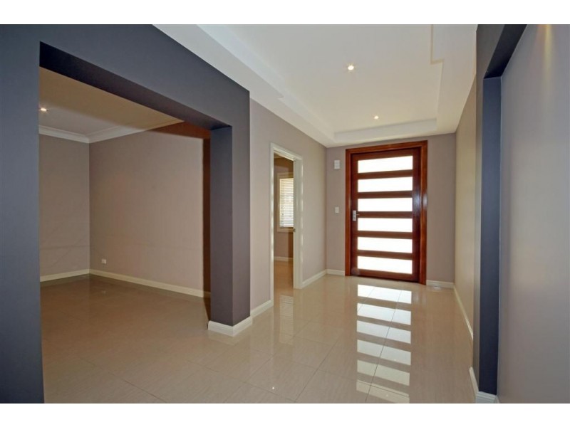 Elderslie NSW 2570
