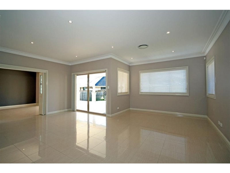 Elderslie NSW 2570
