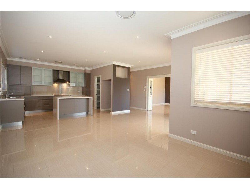 Elderslie NSW 2570