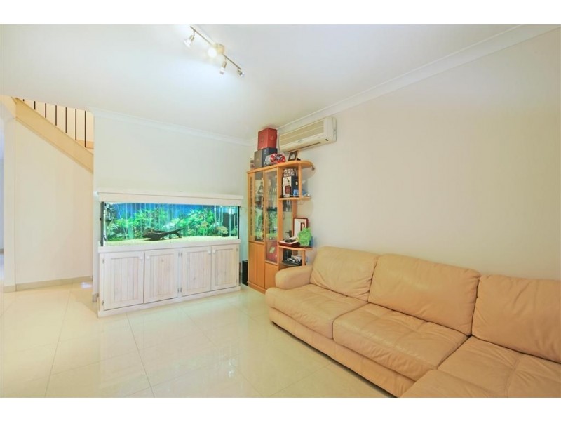 West Hoxton NSW 2171