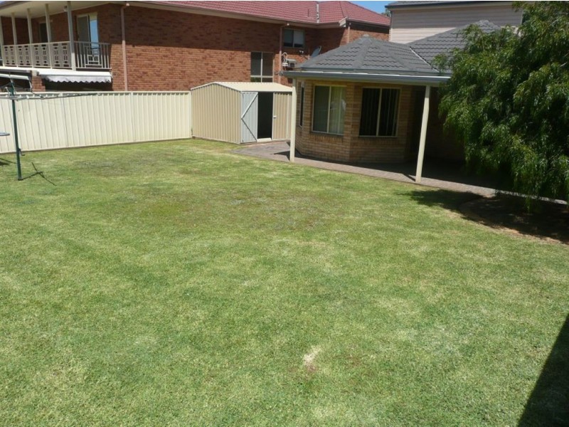 33 Banksia Road, Mount Annan NSW 2567