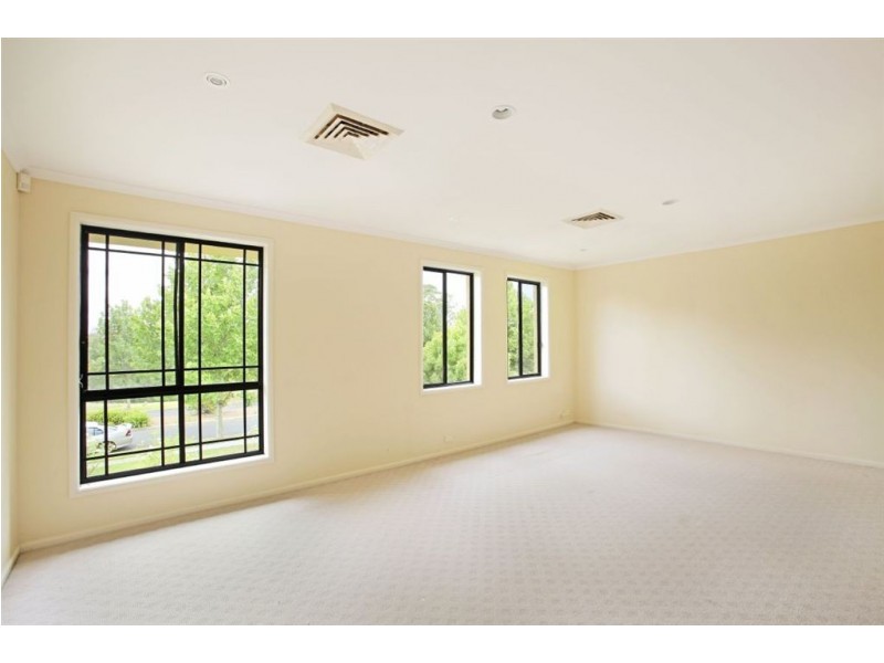 10 Harrington Parkway, Harrington Park NSW 2567