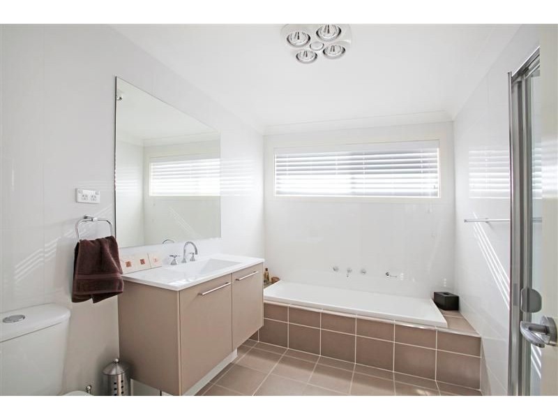 Spring Farm NSW 2570