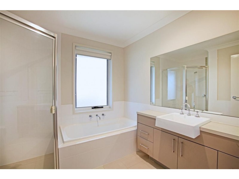 150 Southdown Road, Elderslie NSW 2570