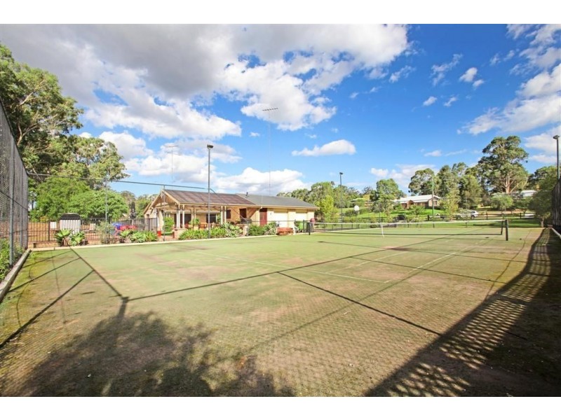 10 Cawdor Farms Road, Grasmere NSW 2570