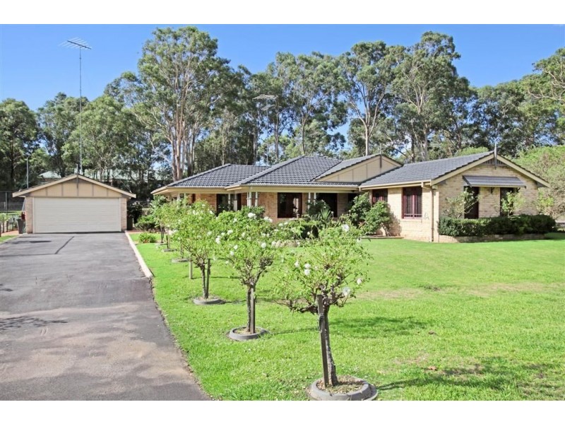 10 Cawdor Farms Road, Grasmere NSW 2570