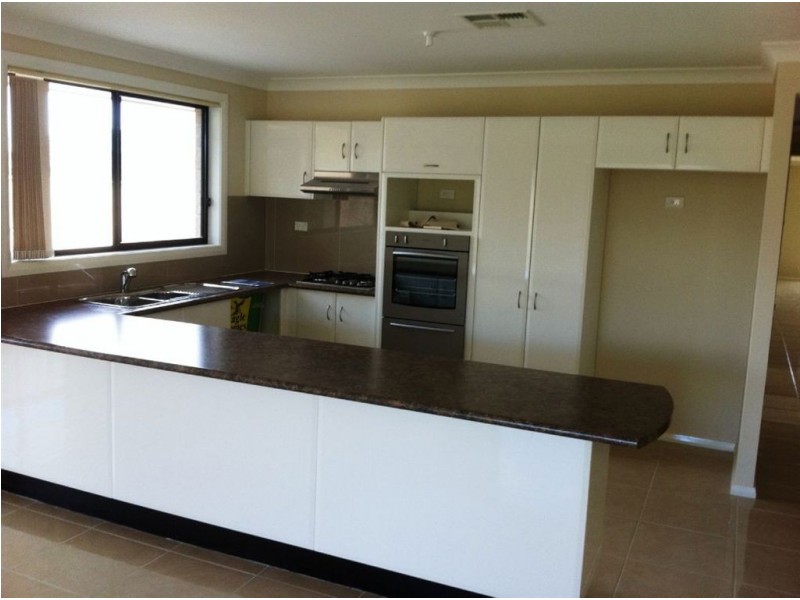 43 Beechey Street, Oran Park NSW 2570