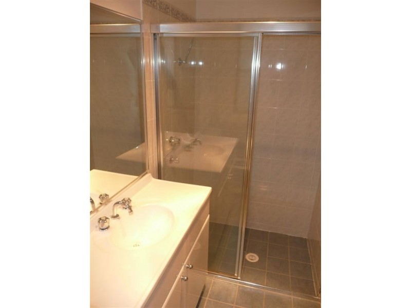 20 Lincoln Grove, Harrington Park NSW 2567