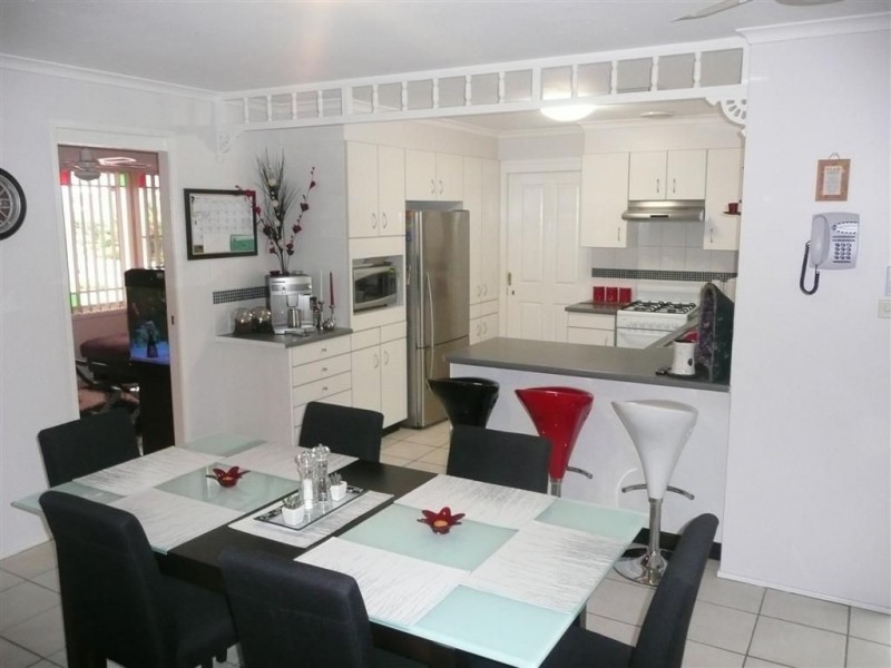 12 Mary Anne Close, Mount Annan NSW 2567