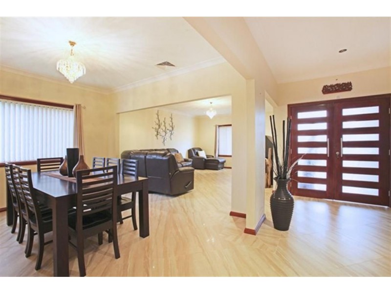 West Hoxton NSW 2171