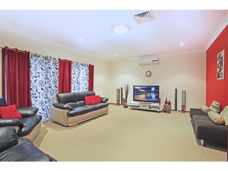 West Hoxton NSW 2171