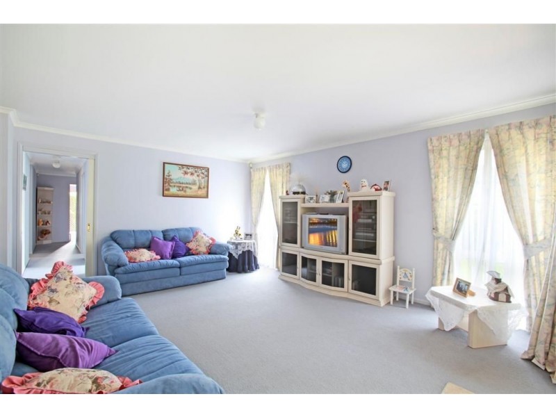25 The Kraal Drive, Blair Athol NSW 2560