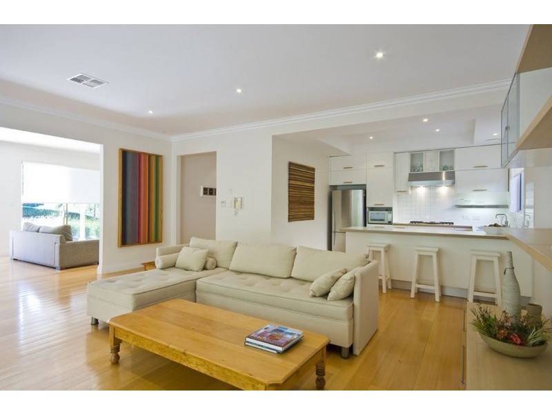 12 Barrack Circuit, Macquarie Links NSW 2565
