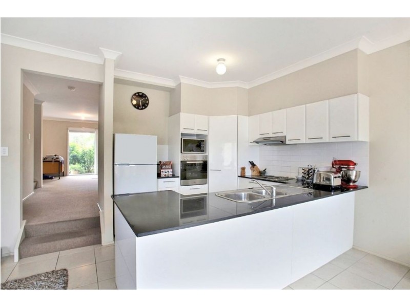 4 Gilbert Street, Elderslie NSW 2570
