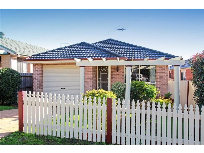 15 Brookview Street, Currans Hill NSW 2567
