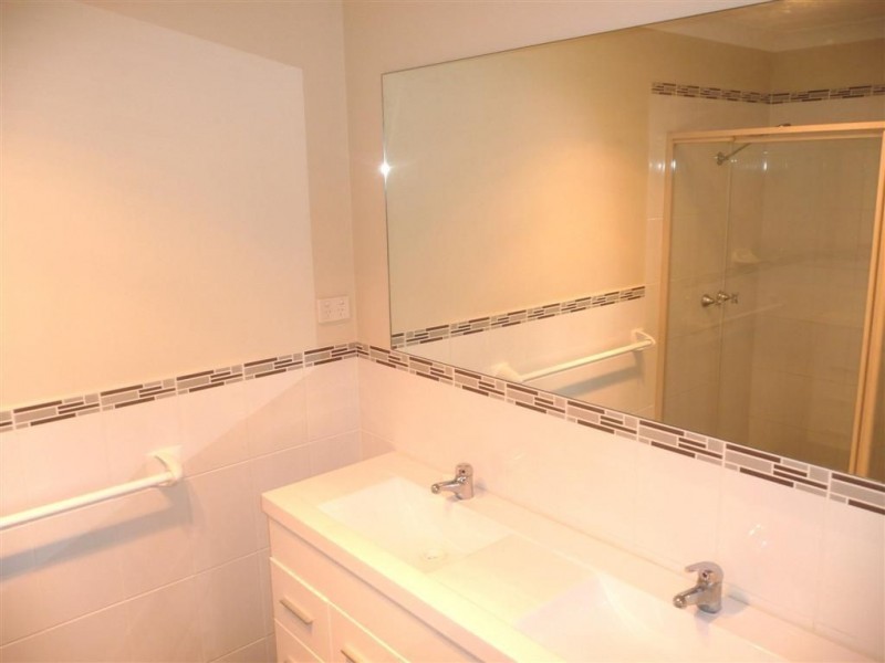 6 Folkes Way, Elderslie NSW 2570