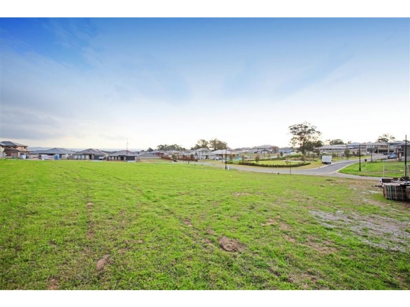 8 McCullum Link, Harrington Park NSW 2567