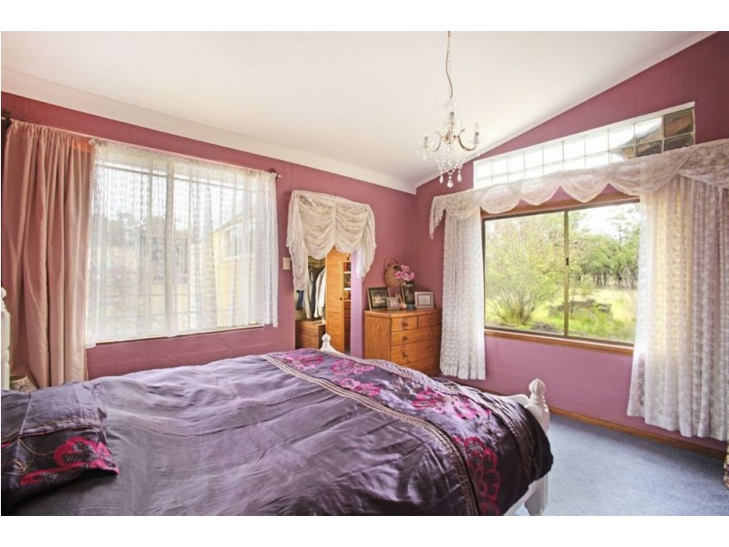 Brayton NSW 2579