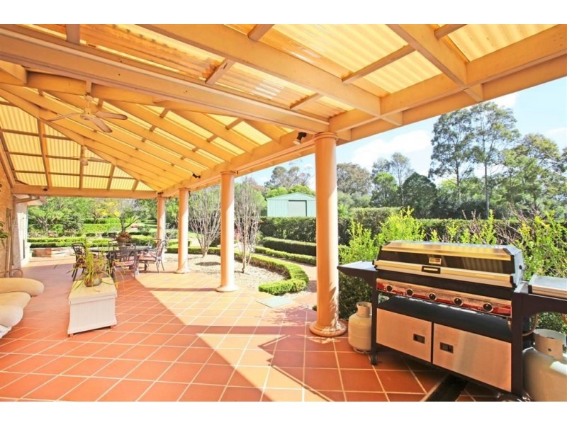 10 Aberfoyle Place, Grasmere NSW 2570