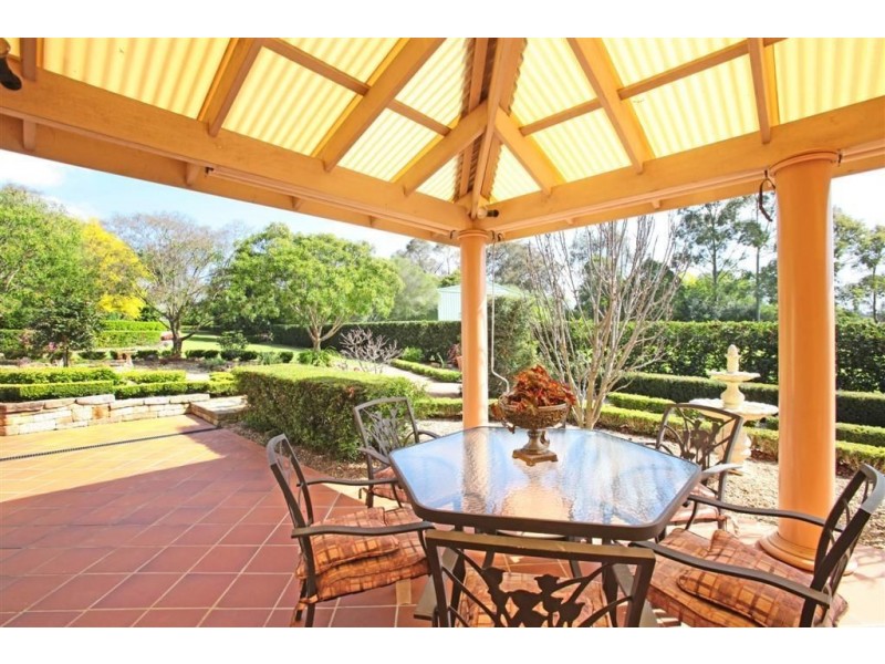 10 Aberfoyle Place, Grasmere NSW 2570