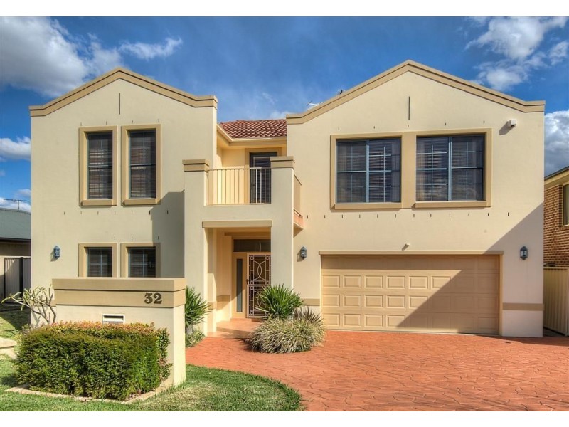 32 Mason Drive, Harrington Park NSW 2567