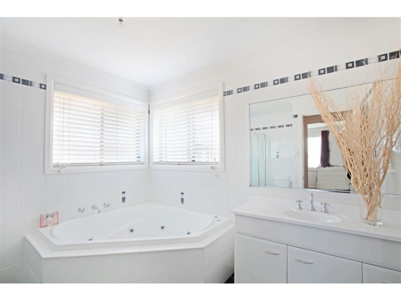 14 Harrison Avenue, Harrington Park NSW 2567