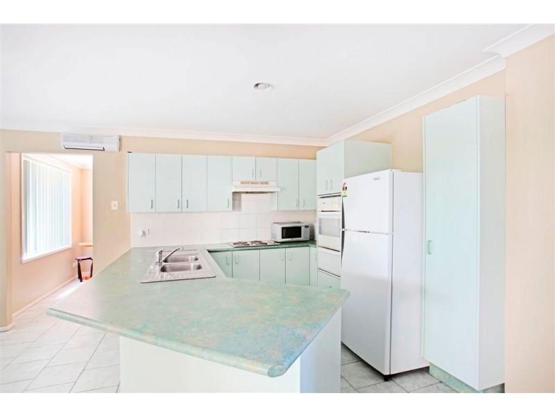 7 Smith Place, Mount Annan NSW 2567