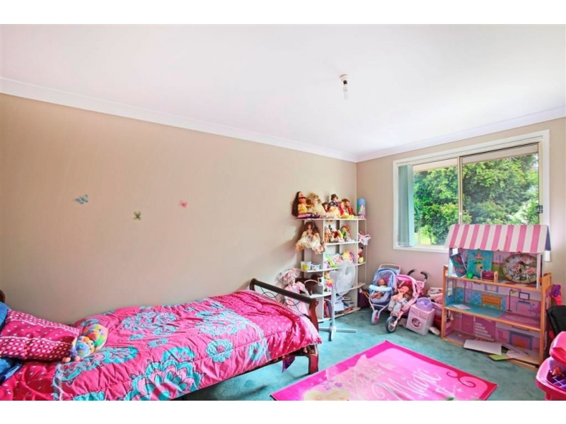 7 Smith Place, Mount Annan NSW 2567