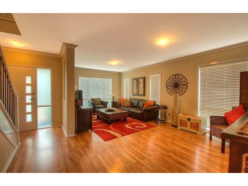 86 Minorca Circuit, Spring Farm NSW 2570