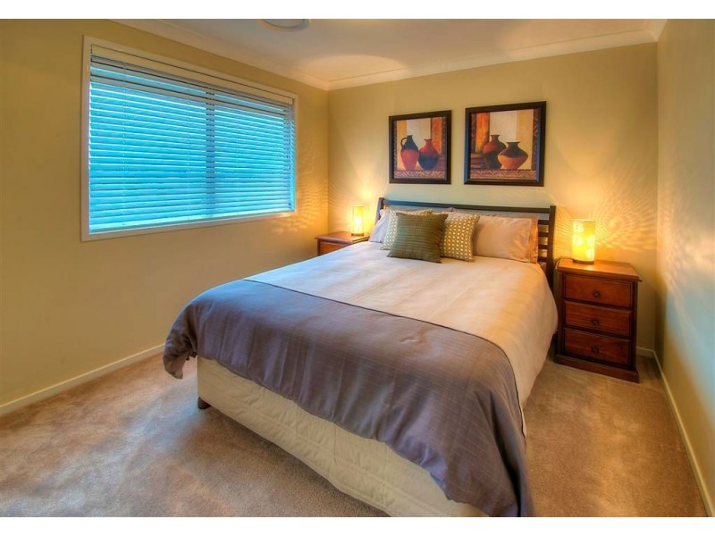 86 Minorca Circuit, Spring Farm NSW 2570