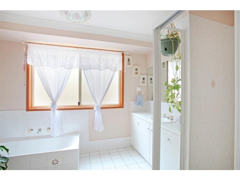 4 Avery Way, Narellan Vale NSW 2567