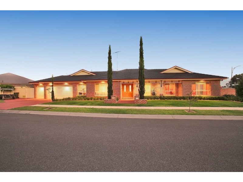 1 Chiltern Place, Harrington Park NSW 2567