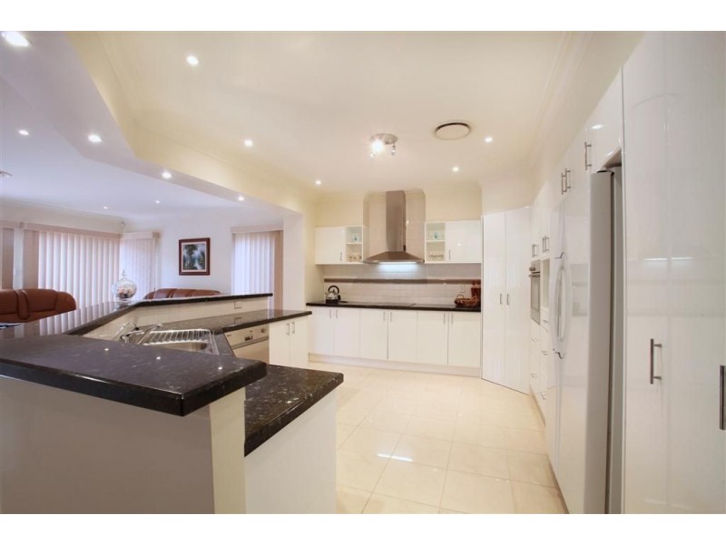5 Rhodes Place, Harrington Park NSW 2567