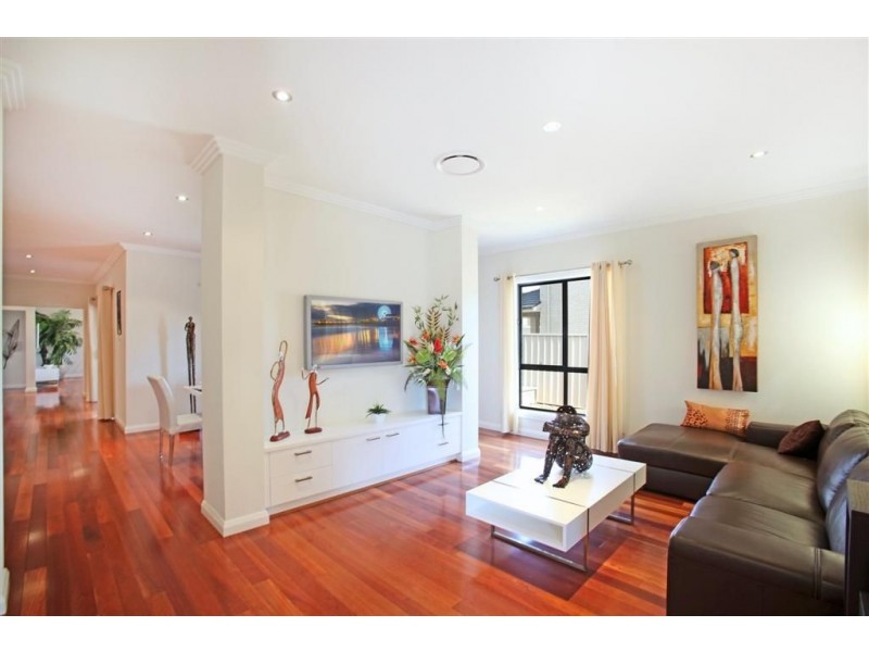 249 Mount Annan Drive, Mount Annan NSW 2567