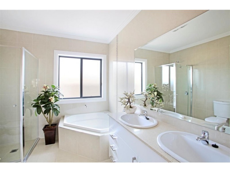 249 Mount Annan Drive, Mount Annan NSW 2567