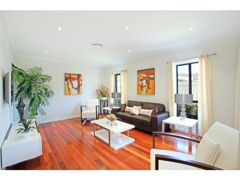 249 Mount Annan Drive, Mount Annan NSW 2567