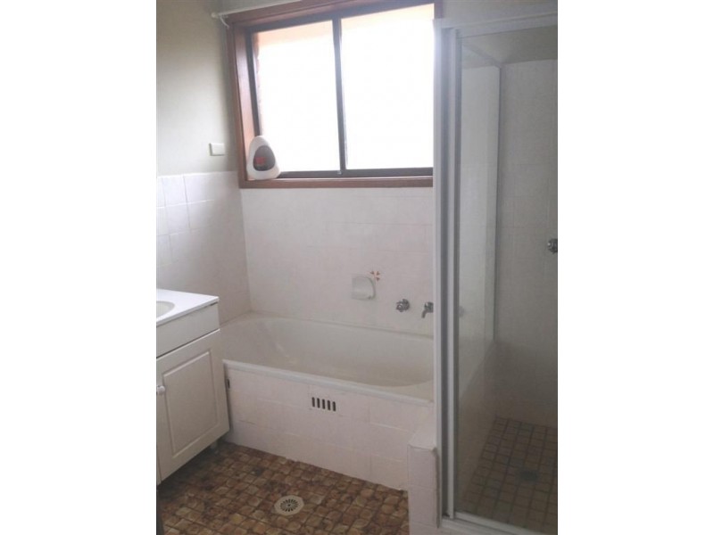 4/105 Chester Road, Ingleburn NSW 2565