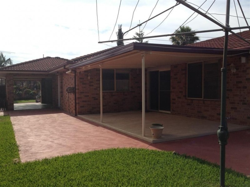 6 Larbert Place, Prestons NSW 2170