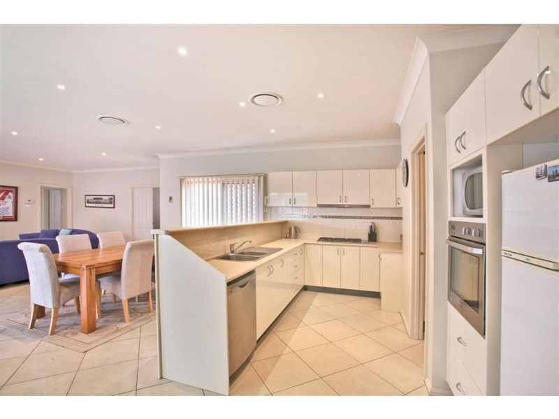 9 Thorn Avenue, Harrington Park NSW 2567