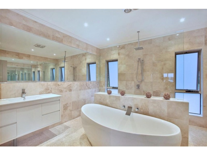 3 Towra Court, Harrington Park NSW 2567