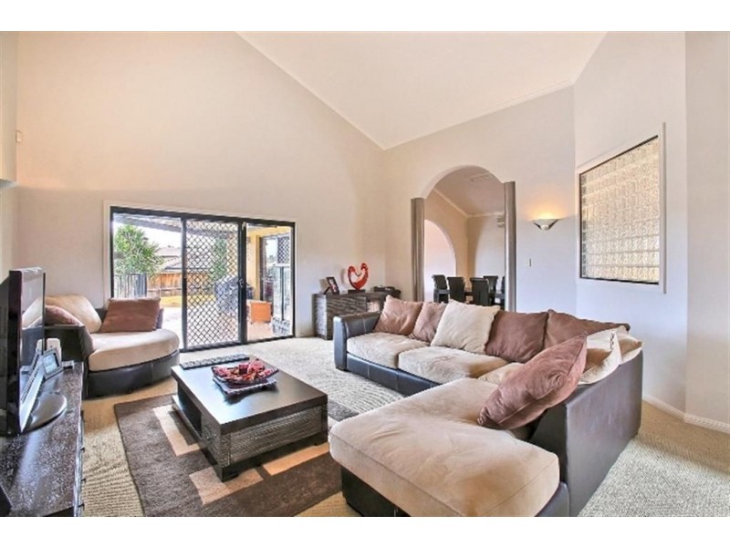 16 Phoenix Place, Narellan Vale NSW 2567