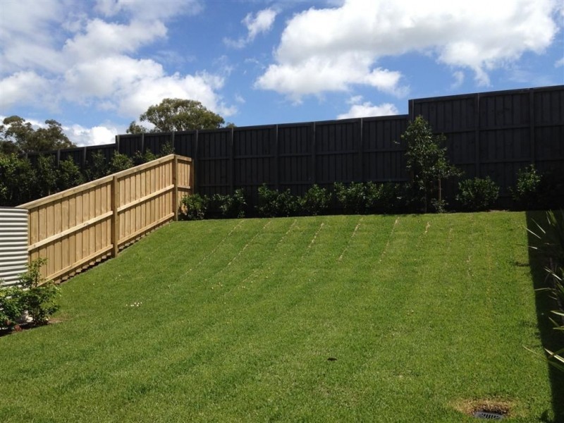 325 Bandara Circuit, Spring Farm NSW 2570