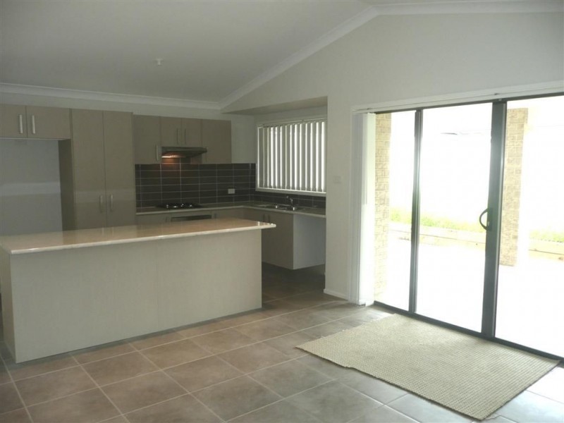 45 Beechey Circuit, Oran Park NSW 2570