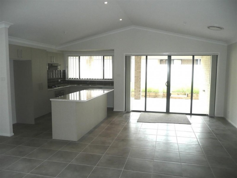 45 Beechey Circuit, Oran Park NSW 2570